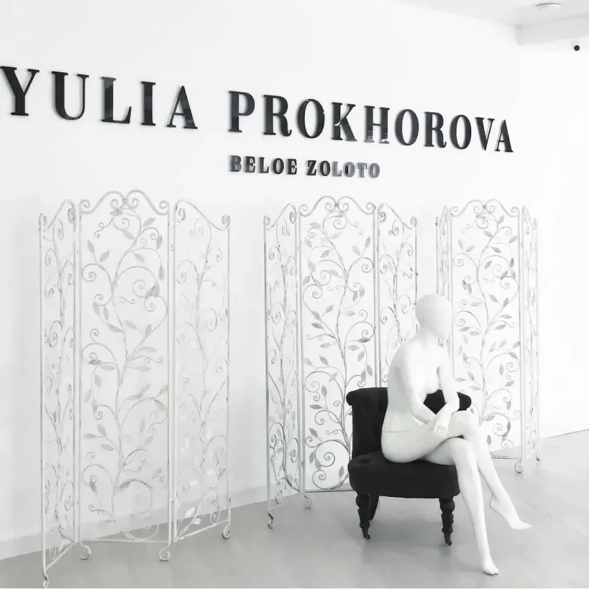 акриловые буквы на стену
